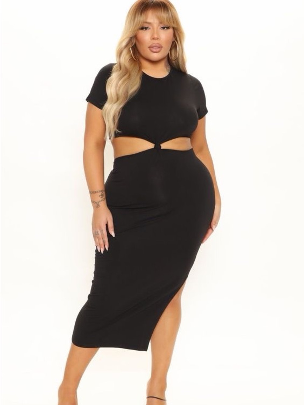 Fashion Nova Black Knot-Front Crop Tee